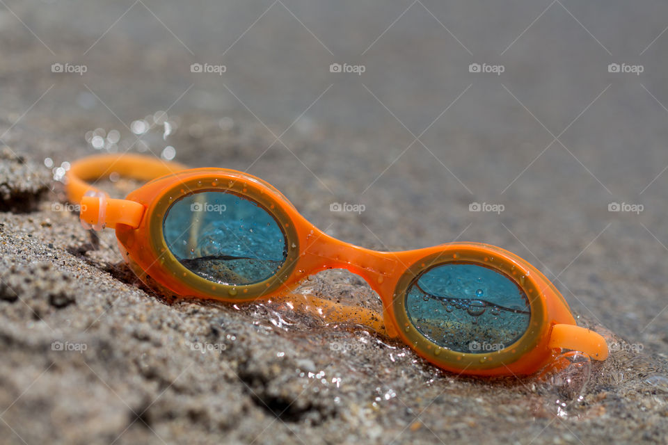 water glass submerged in water sea