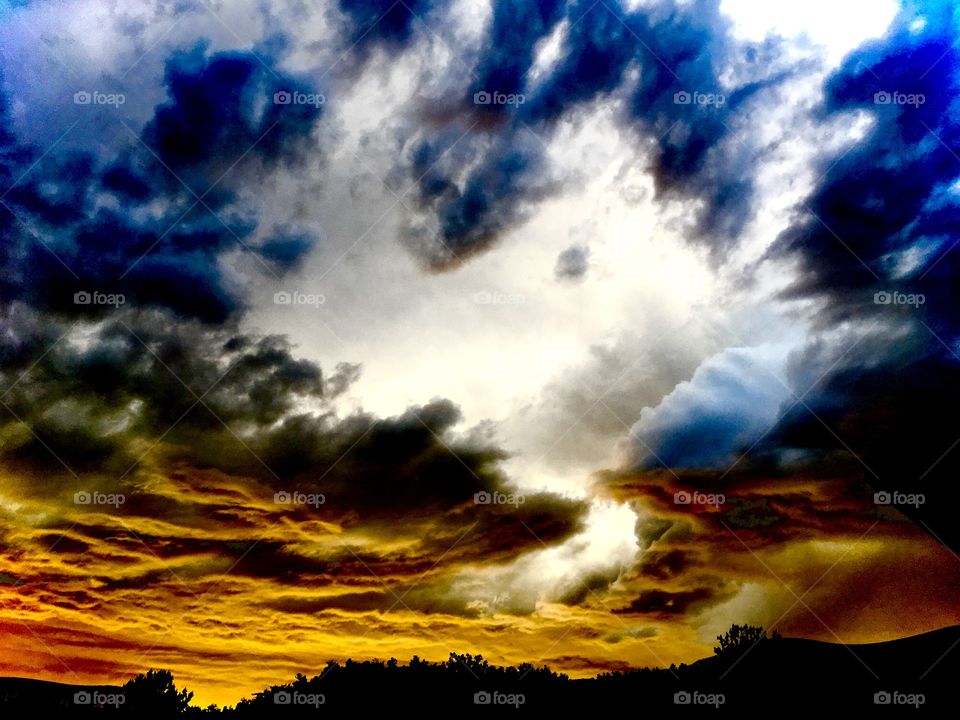 A contrastual sunset