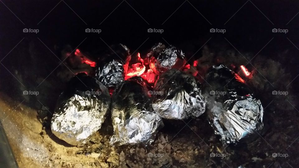 Fireplace Baked Potatoes