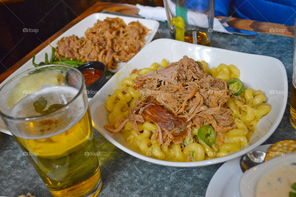 pulled pork mac and cheese