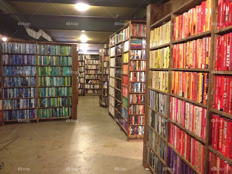 The last bookstore (7)