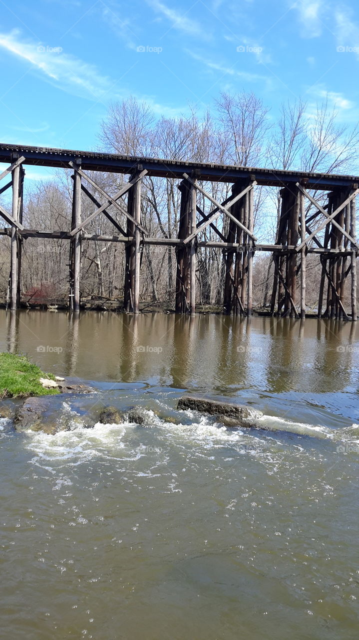 Trestle bridge . Trestle bridge 