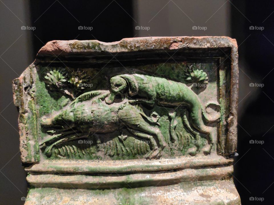 Clay figure hunt scene