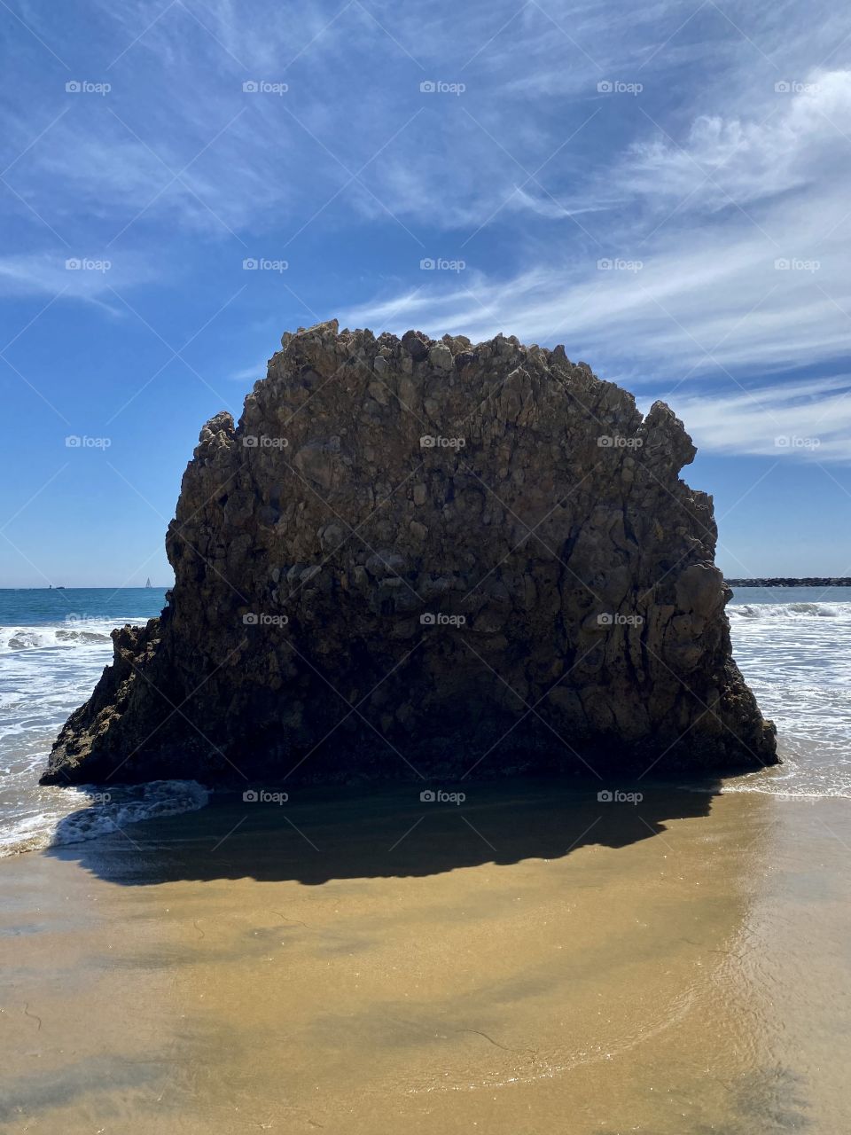 Giant rock on Corona del Mar State Beach 