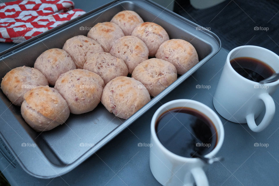 The best way to end a stressful day is to have a bite of freshly baked bread and a good cup of coffee