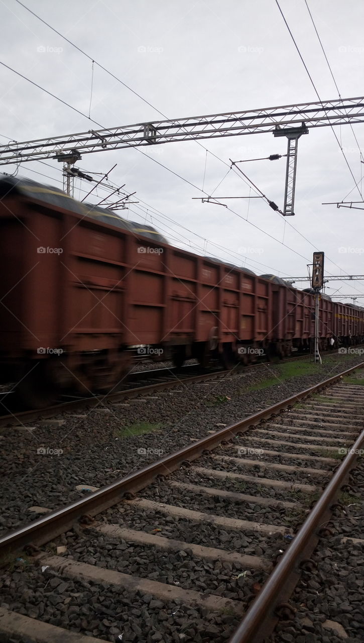 Train, Map gaddi, Storefront, stones, Wireless, High Light,
