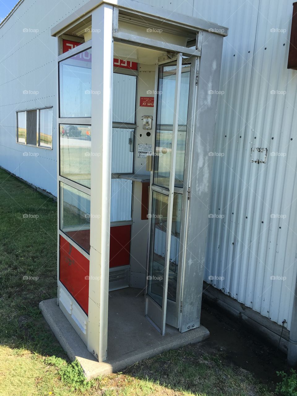 Phone booth