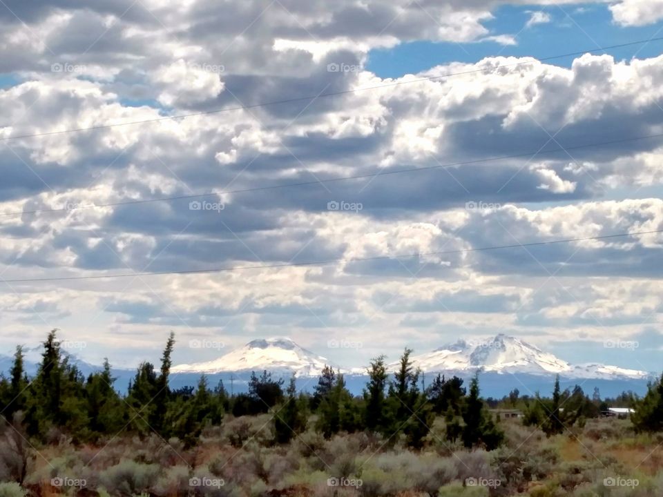 Three Sisters Mountains Central Oregon Redmond