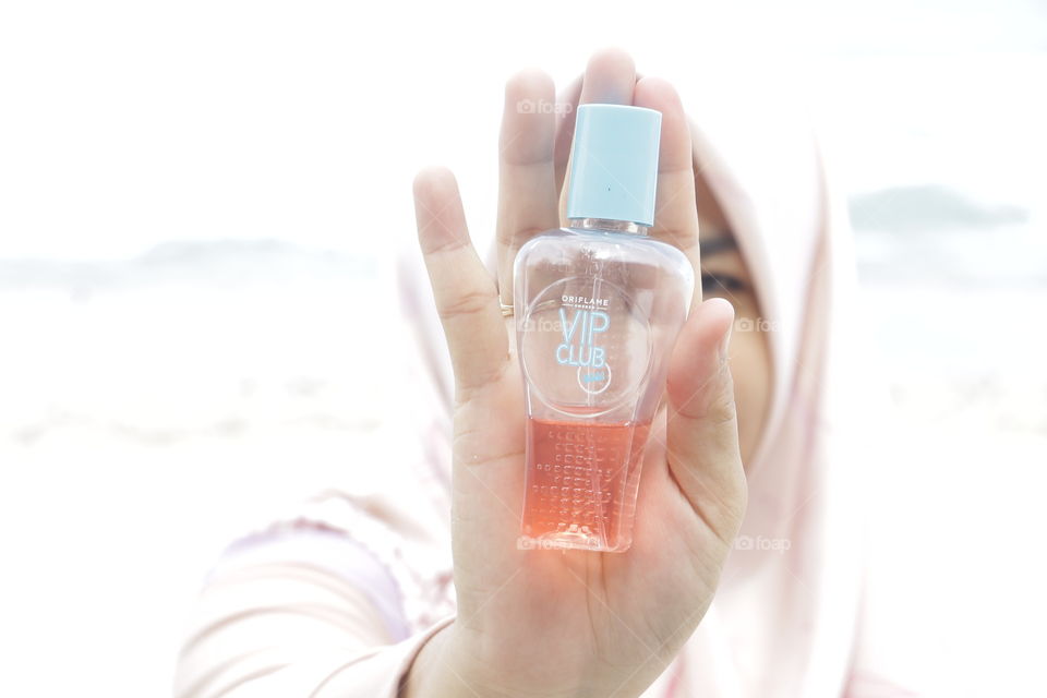 Parfume Brand Of Oriflame, Very Worth It, simple and i like it. Cause Make Me Happy Everyday.