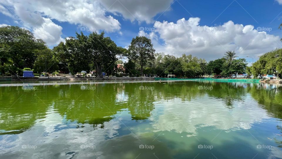 Reflection on the lake 