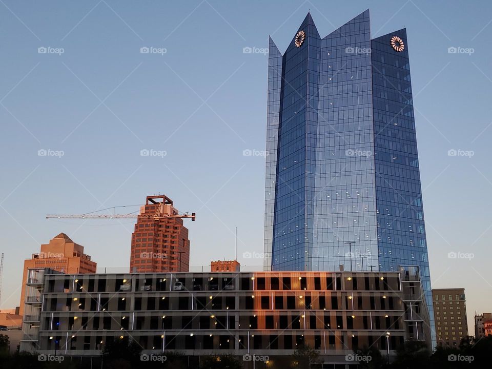 The iconic 23 story skyscraper known as the Frost Tower, was designed by world renowned Architect Pelli Clarke Pelli.