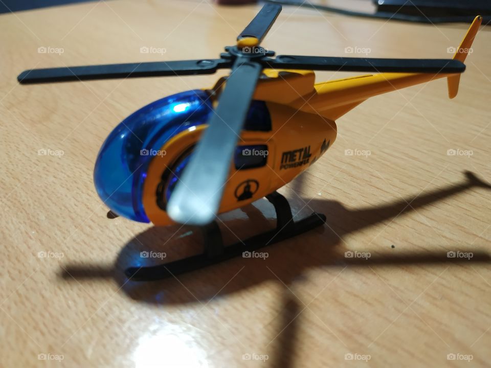 model helicopter - shadow
