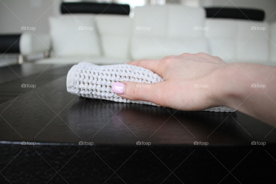 Wiping table