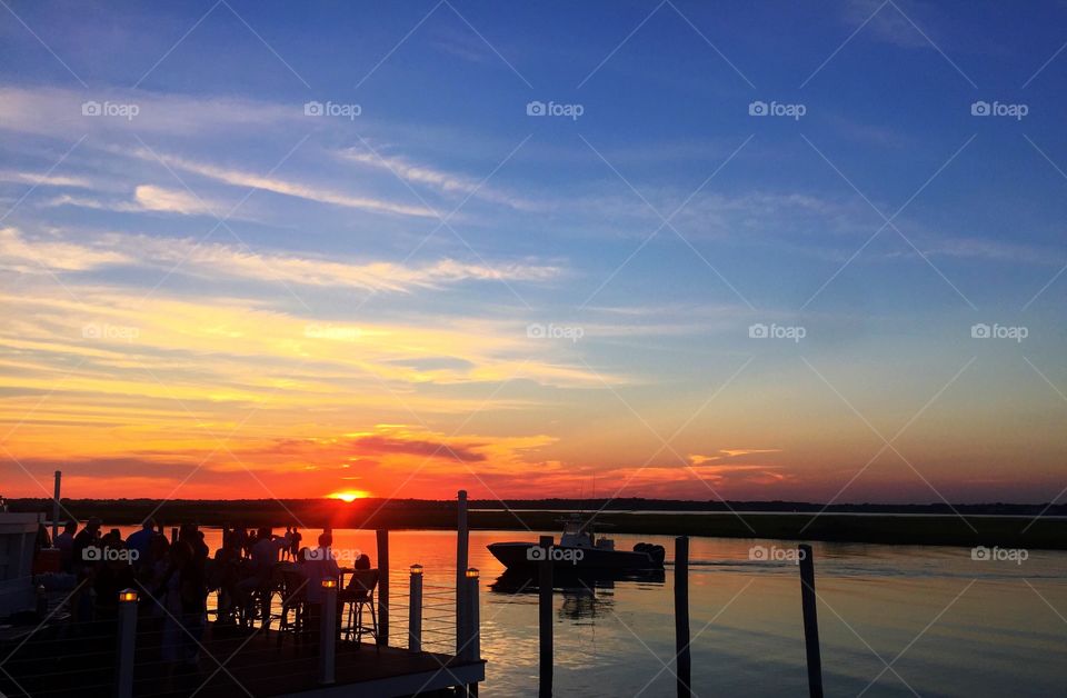 Sunset on the pier 