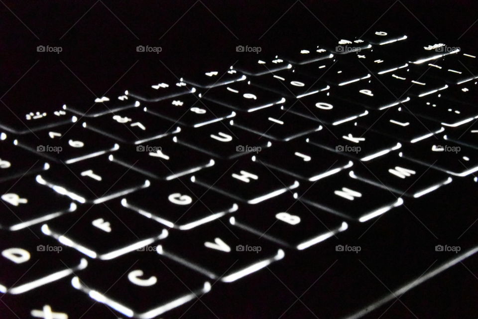 Keyboard lighting in the dark