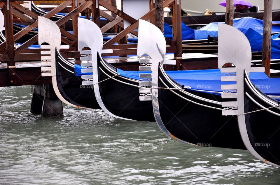 Gondols at venezia