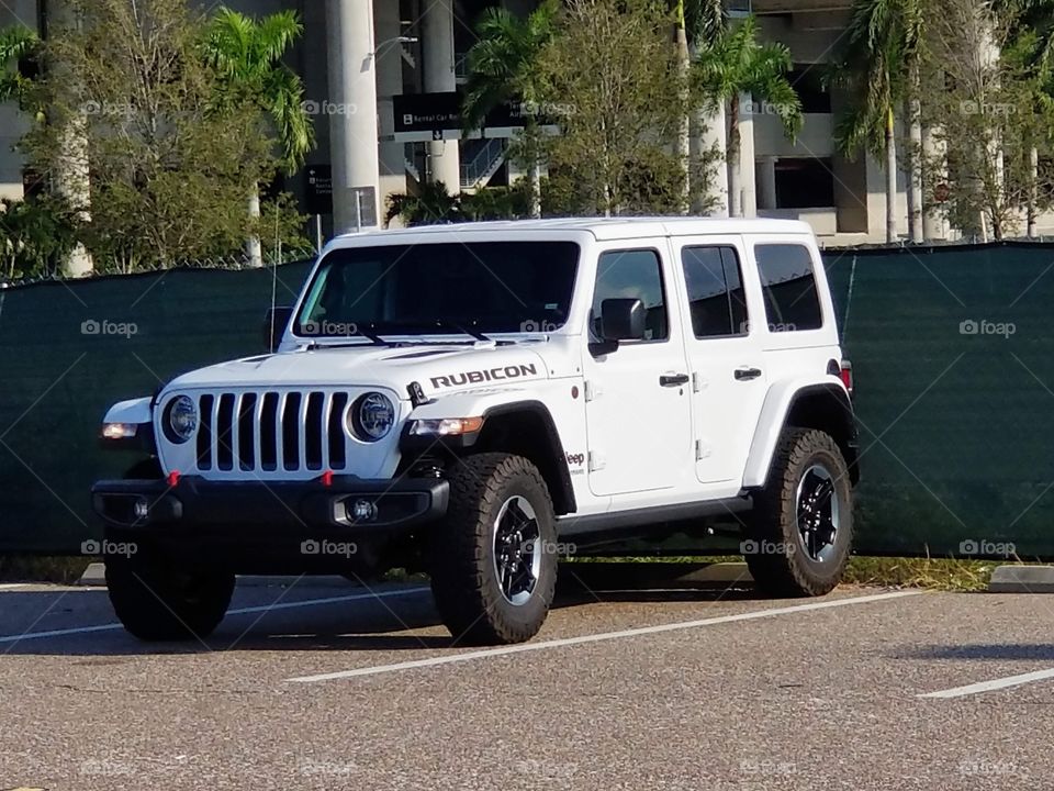 White Jeep Rubicon🚙