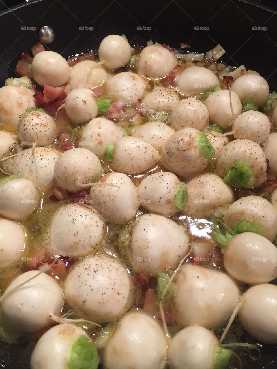 Braised turnips with bacon