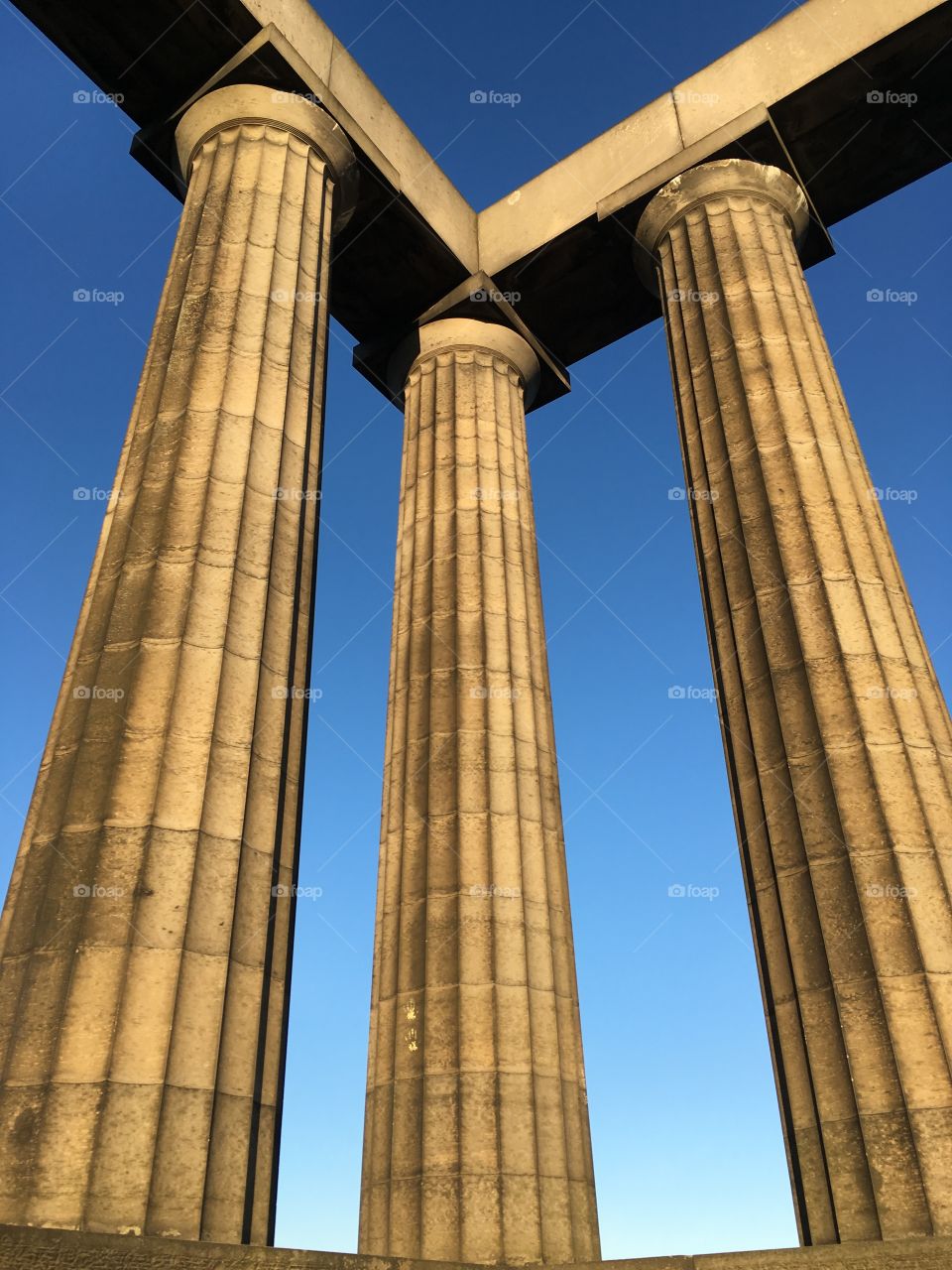 Three pillars , Scotland monument