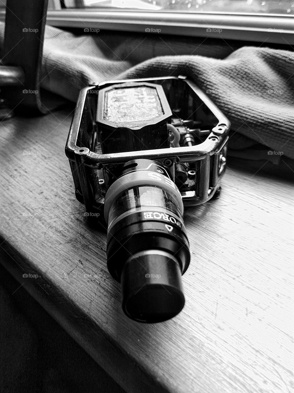 my vape in black and white