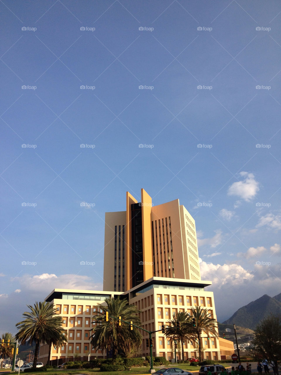 hospital edificio monterrey centro by malanis