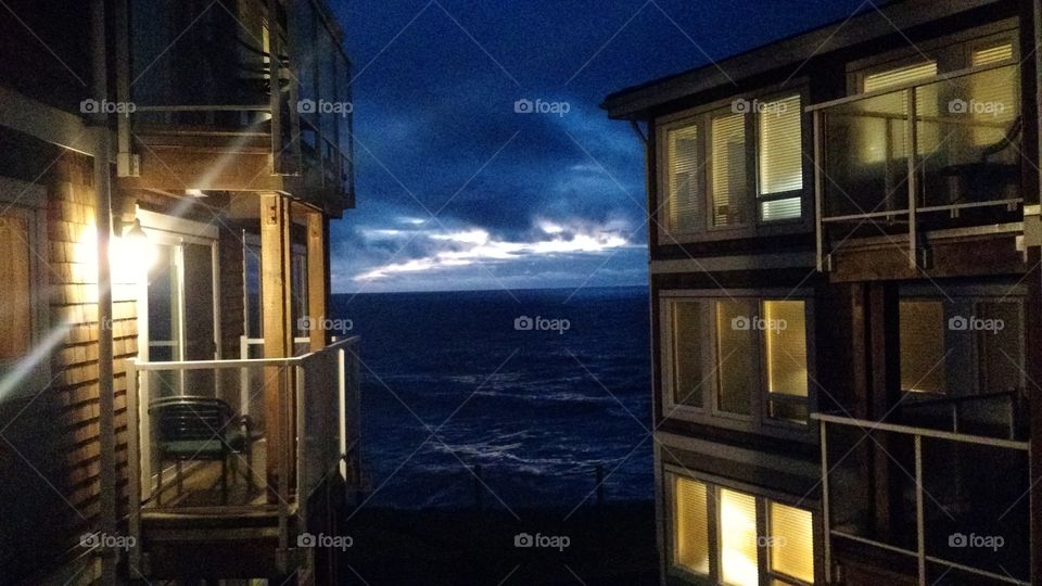 Stormy winter weather at condo in Pacific Northwest along Oregon Coast