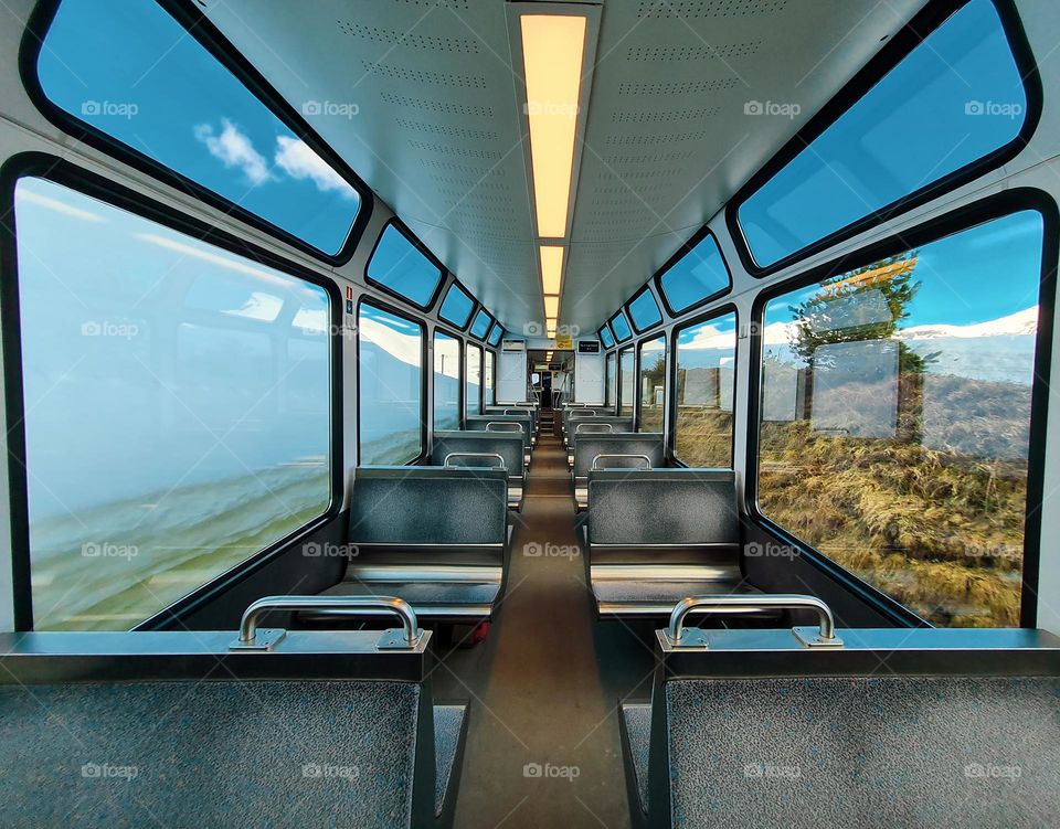 winter on the left, autumn on the right