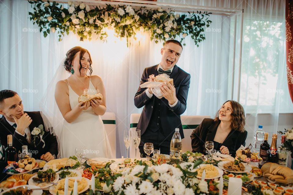Breaking the wedding bread