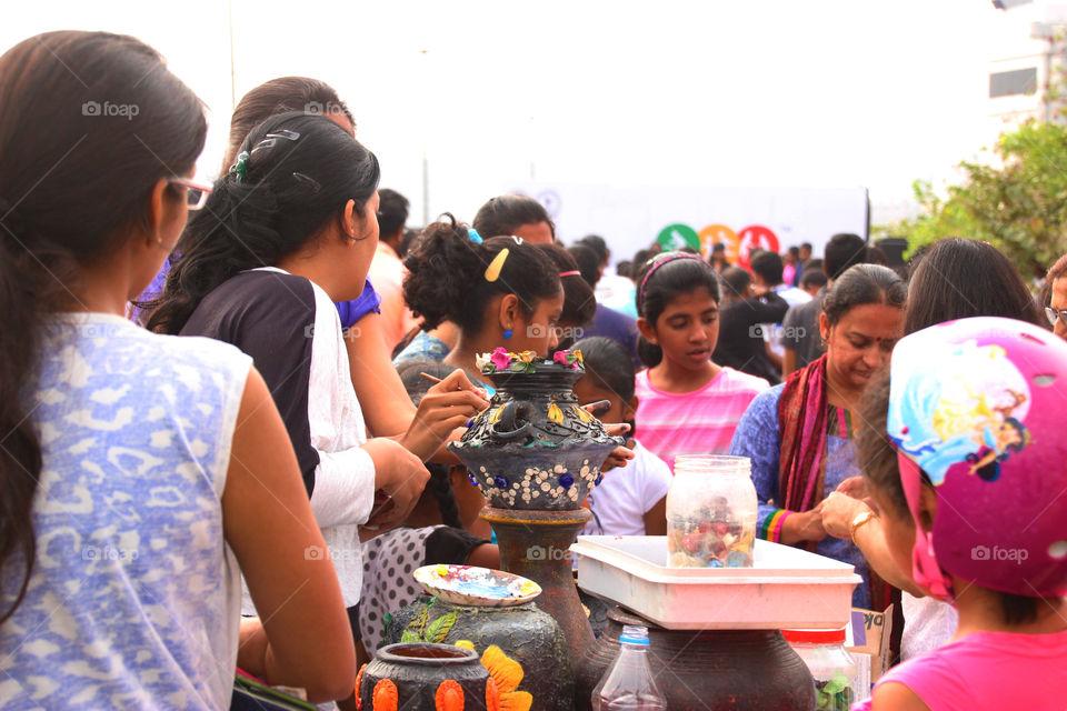 people learning hand art's, hand made craft