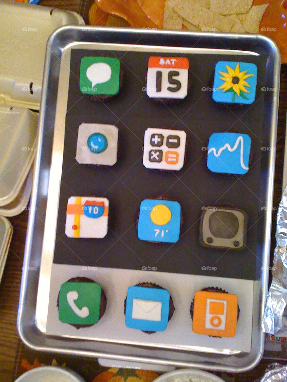 cake china apple phones by pookielo