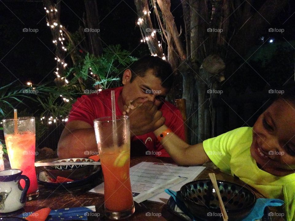 Arm wrestling  daddy 