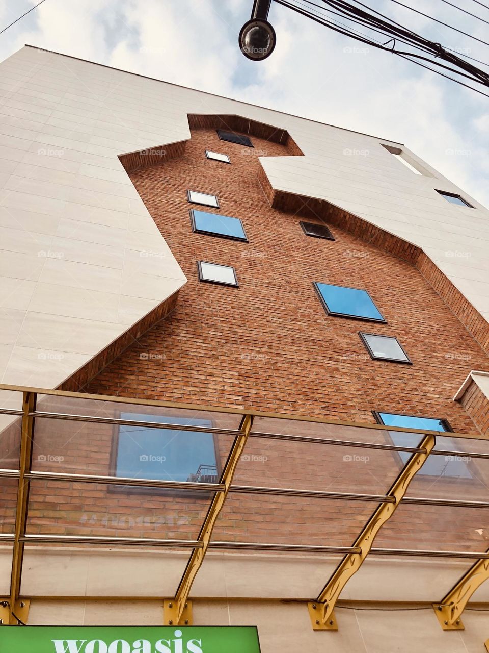 Geometrical building wall from Korea 