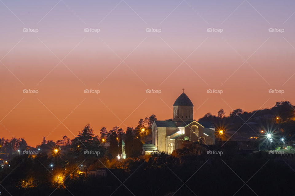 Variety shutter speed training in twilight moment at Bagrati Cathedral land scape in Kutaisi Georgia... View from Green Flower Hotel is nice hotel , delicious wines and food 😍😍😍#www.greenflowerhotel.com