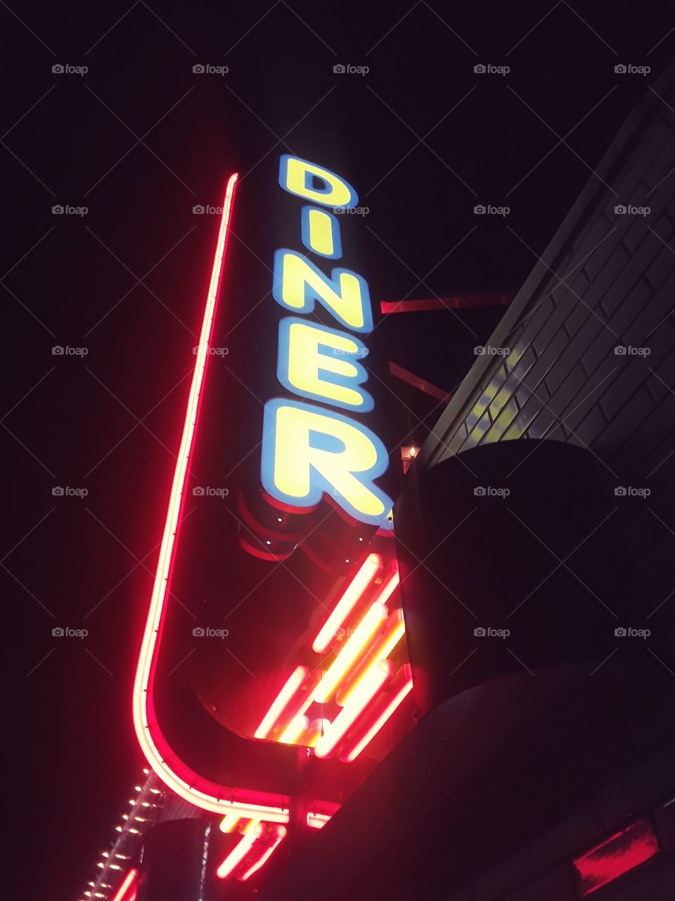 Light Up Neon Retro Diner Sign