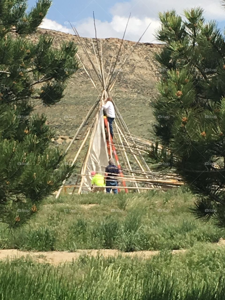 Setting up the tepee