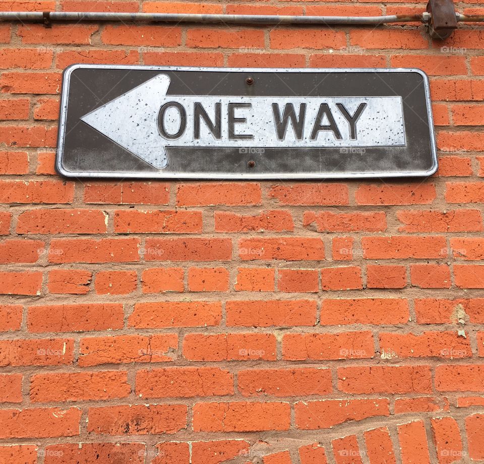 One  way SIGN