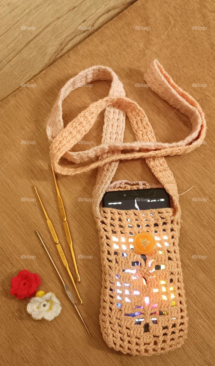mini knitting cell phone bag