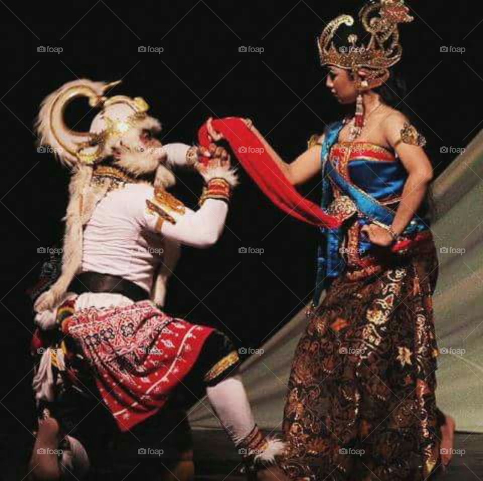 tradisional dance central java