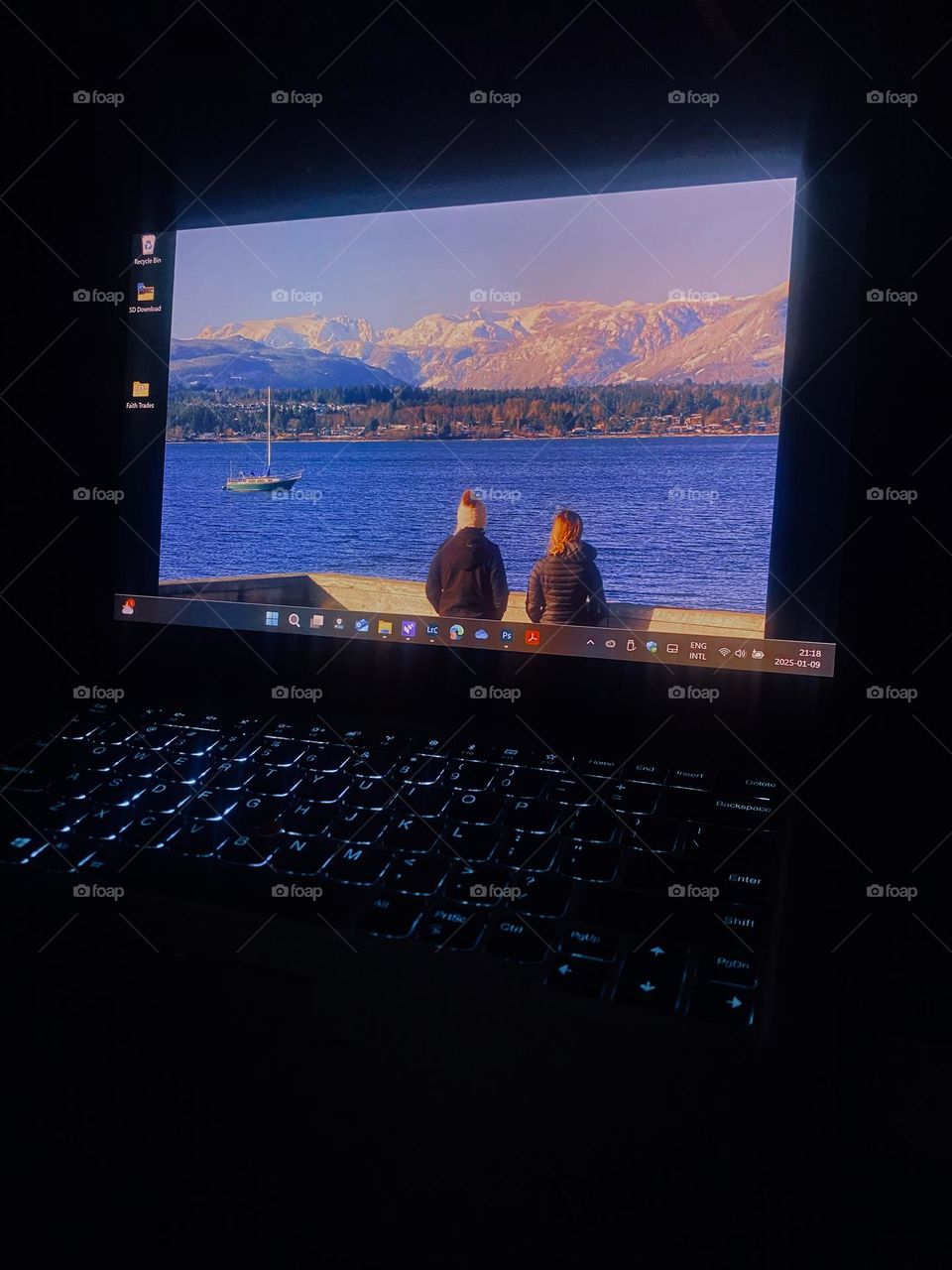 Some of my most relaxing & productive time is at night whether it’s time spent working on my photography, corresponding with family and friends or playing games. This night owl likes the quiet peace of a desk space wherever the mood takes me. 