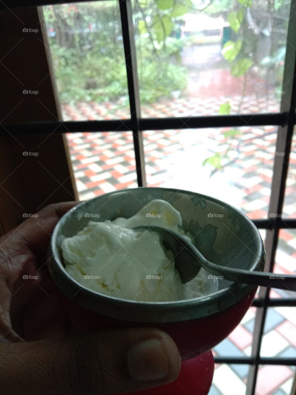 Rain + Ice cream=Best Feeling ever