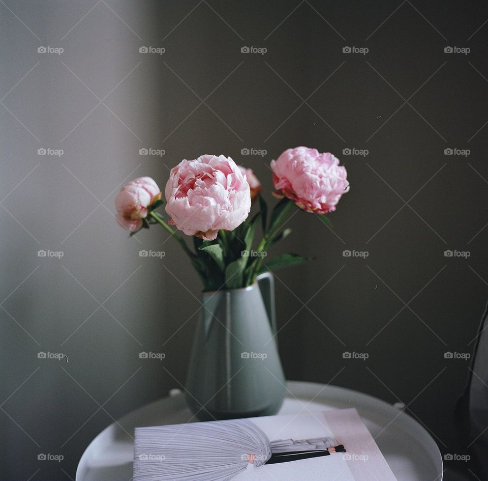 Flower vase on the table