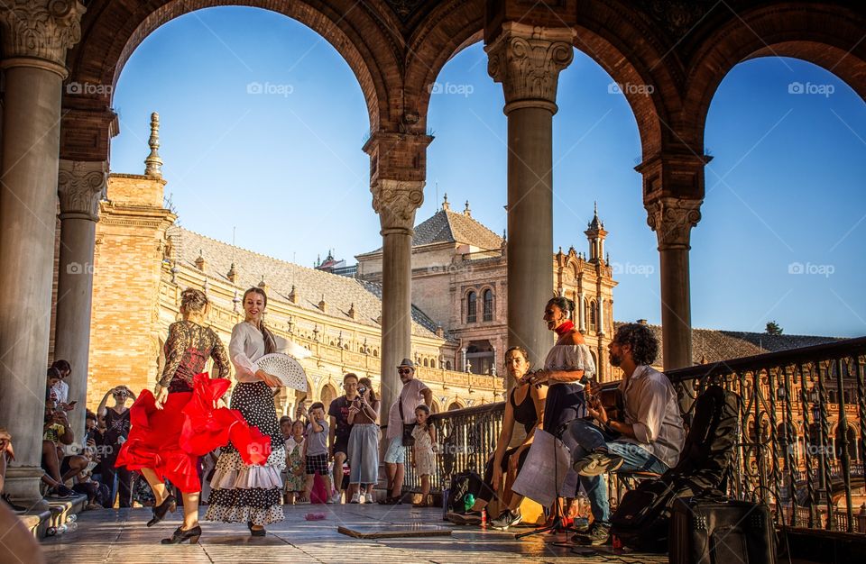 flamenco dancing ladies