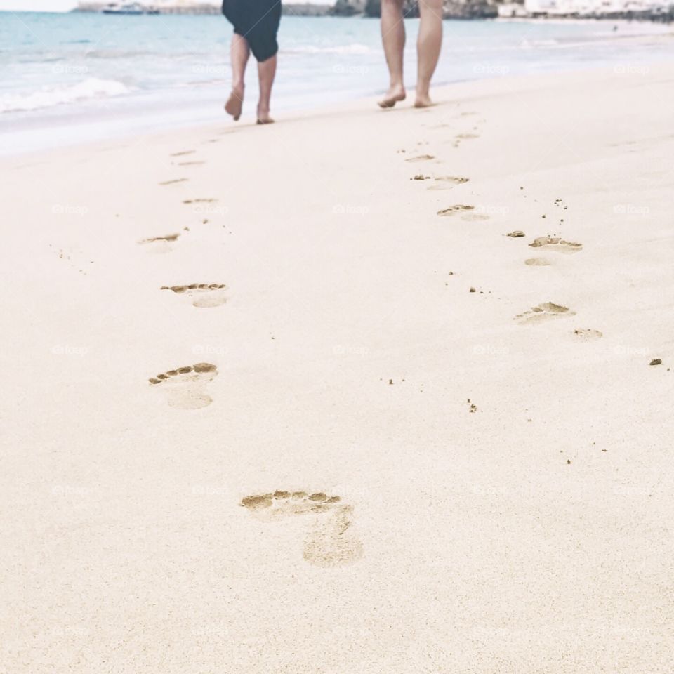Footprints in the sand 👣🌴