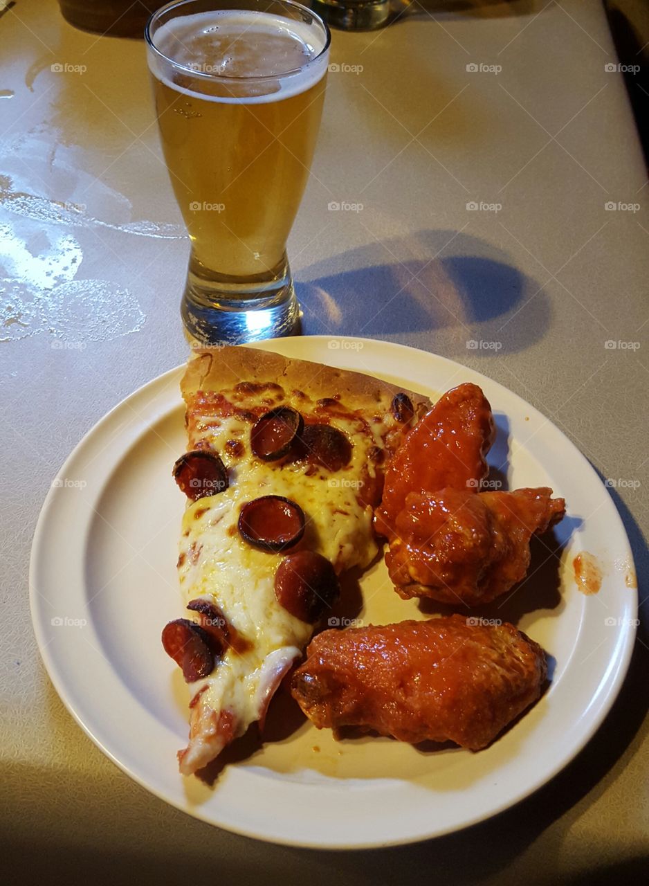pizza beer and wings