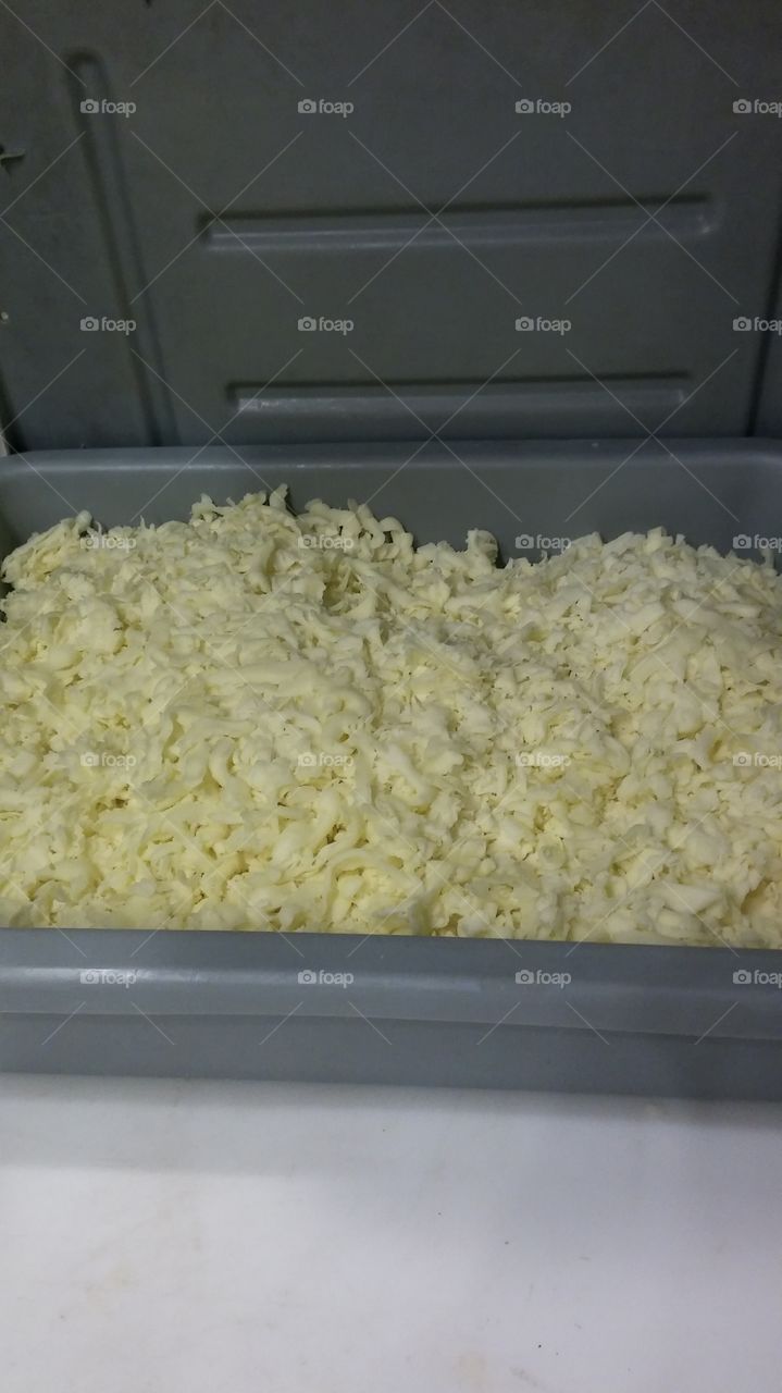 provolone mozzarella blend