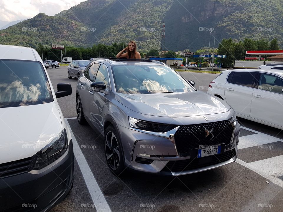 New DS 7 Crossback