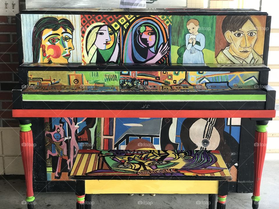 Artistically painted piano 