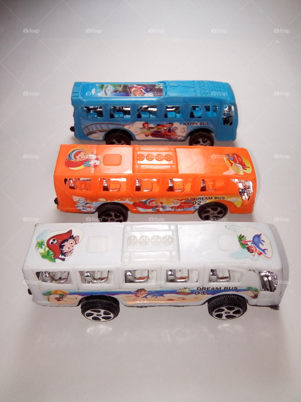 toy buses