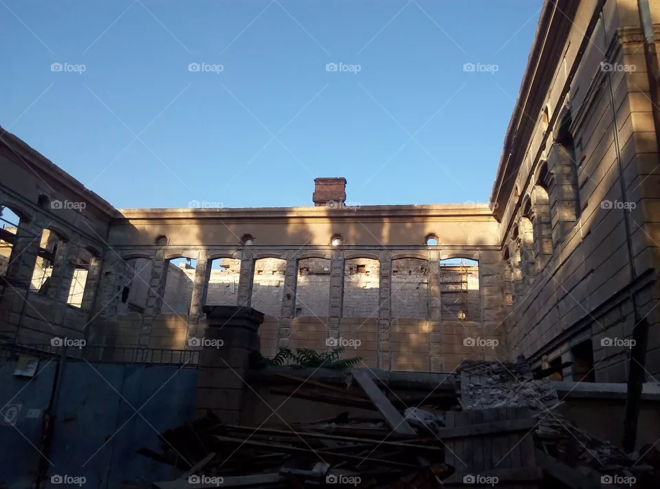 Здание небо реставрация
