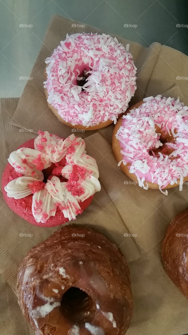 pink donuts